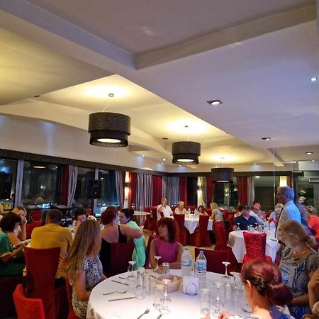 Assembly Hotel Anchialos Bagian luar foto