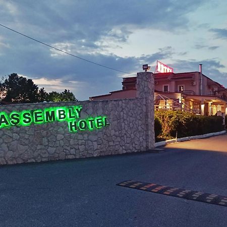 Assembly Hotel Anchialos Bagian luar foto
