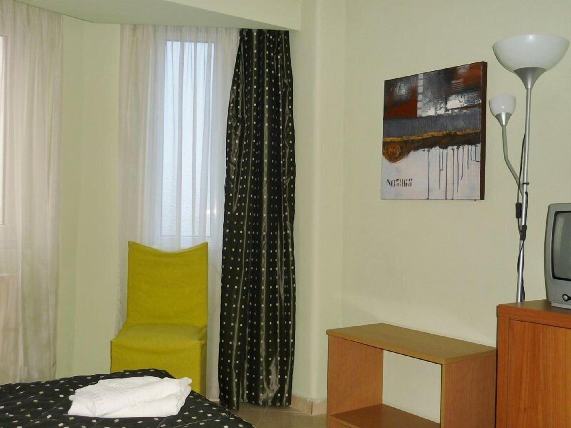 Assembly Hotel Anchialos Bagian luar foto