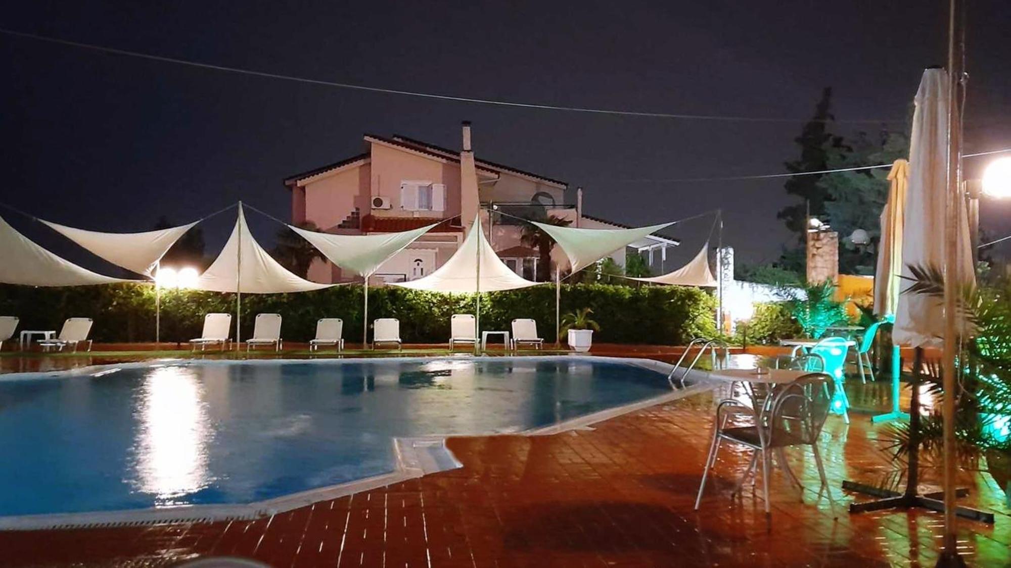 Assembly Hotel Anchialos Bagian luar foto