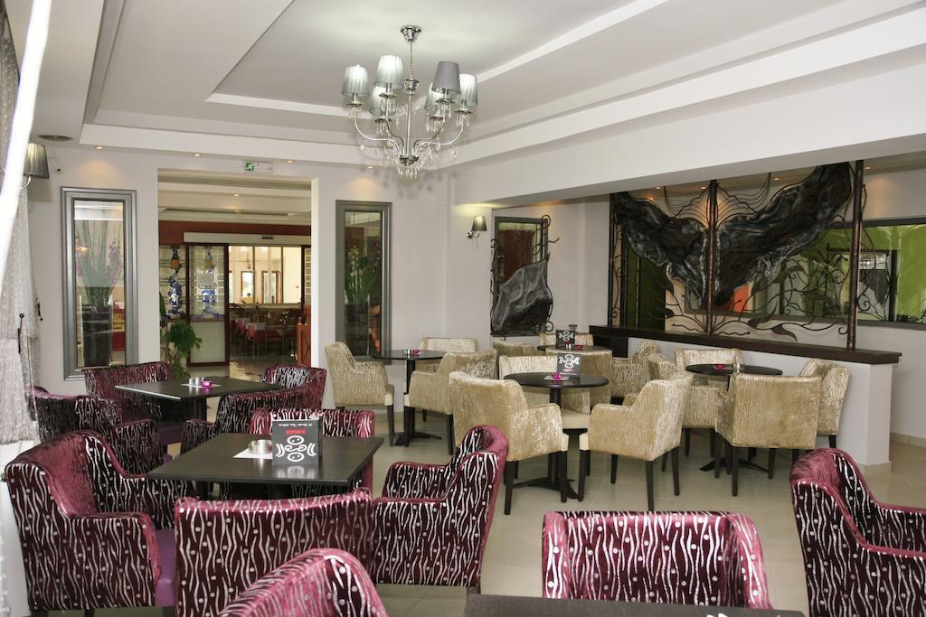 Assembly Hotel Anchialos Bagian luar foto